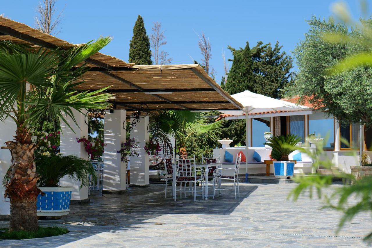 Hotel Panorama Piqeras Esterno foto