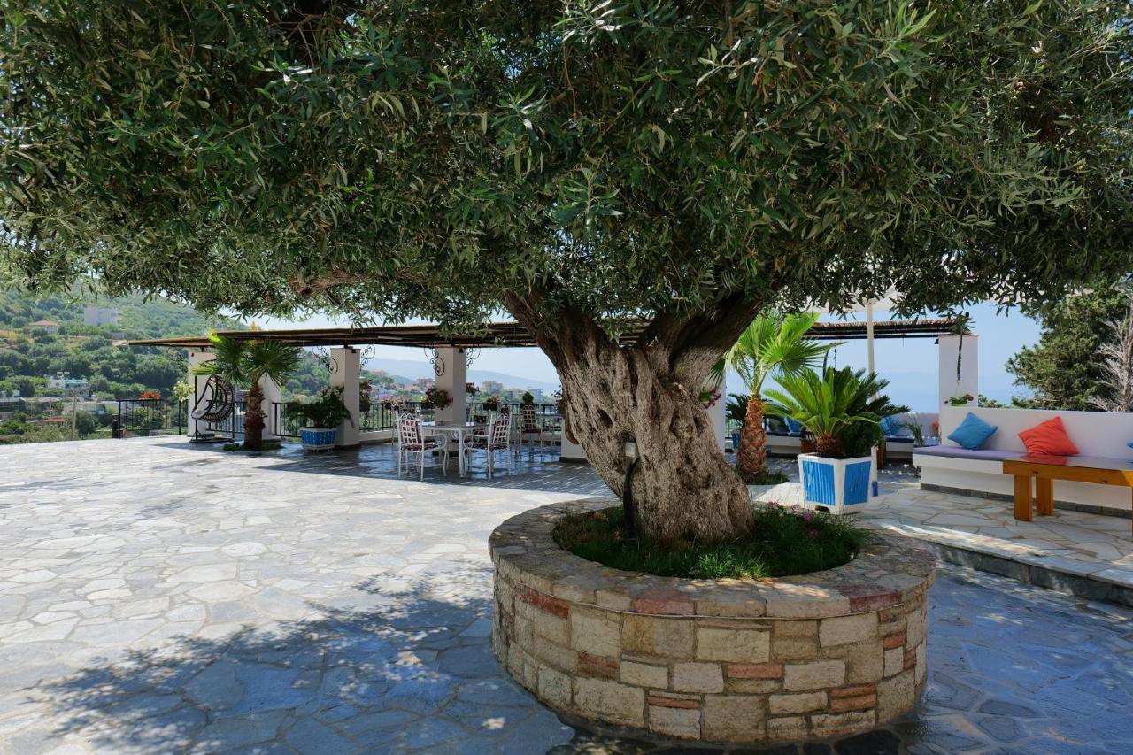 Hotel Panorama Piqeras Esterno foto